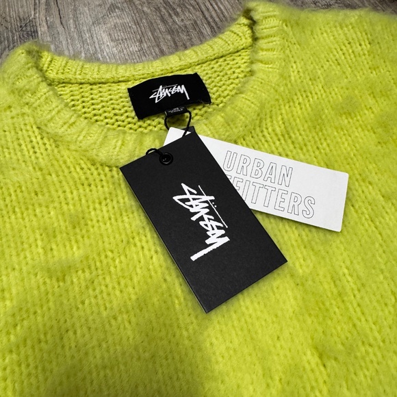Stüssy Brushed Crew Neck Sweater (Lime) - Picture 3 of 6